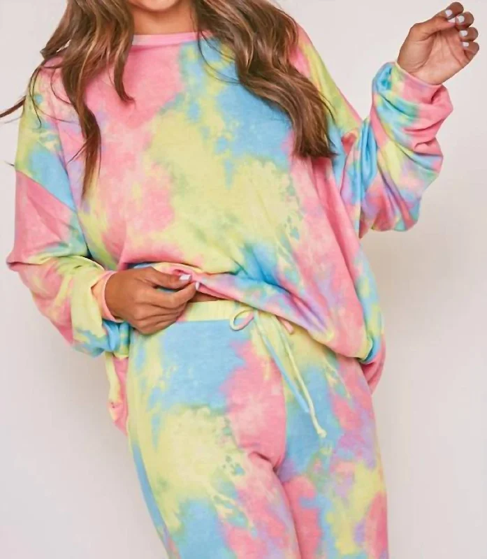 Tie Dye Lounge Set In Multi Color